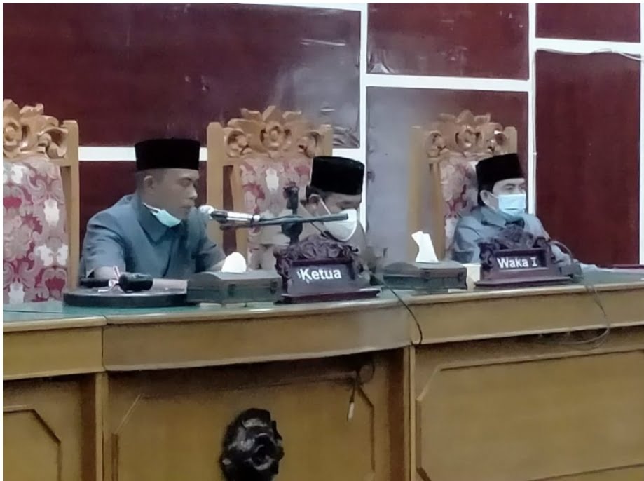 Rapat Paripurna DPRD Kota Bengkulu Dengan Agenda Penyampaian Propemperda
