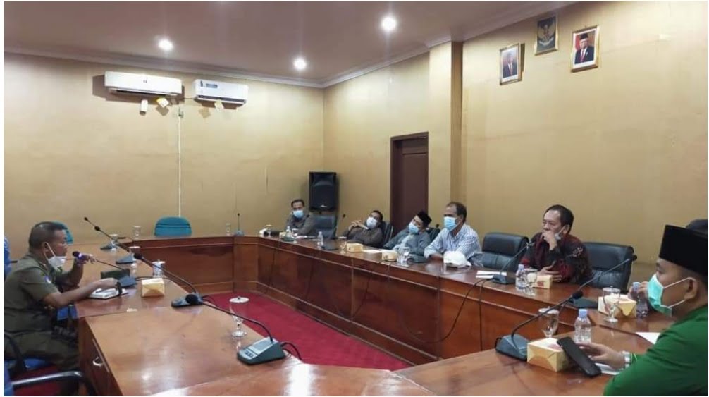 Komisi I Gelar RDP Kasatpol PP Tentang Penertiban Tempat Keramaian