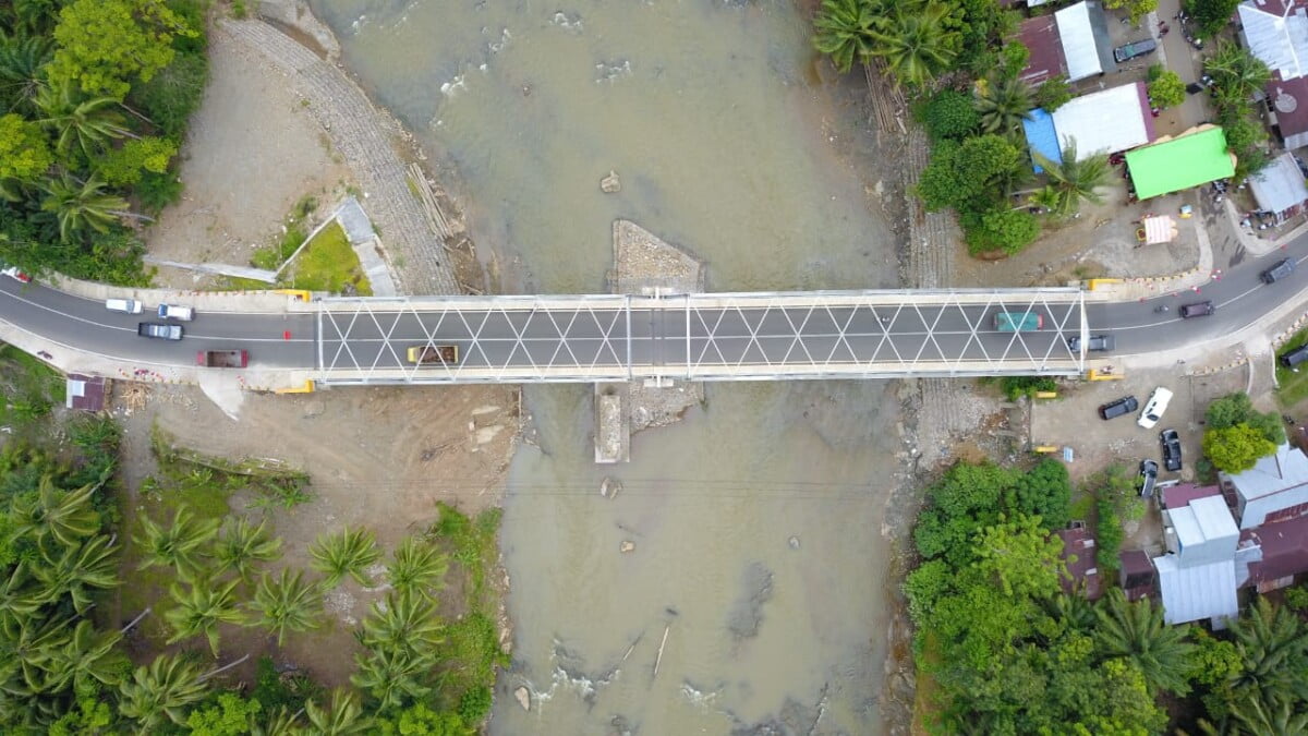 Pembangunan Jembatan Penghubung Argamakmur dan Tanjung Agung Palik Rampung