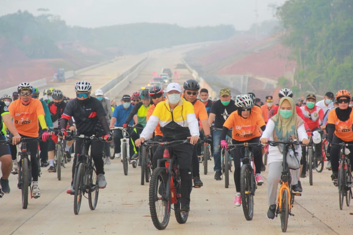 Fun Bike Bareng Forkopimda, Rohidin Pantau Tol