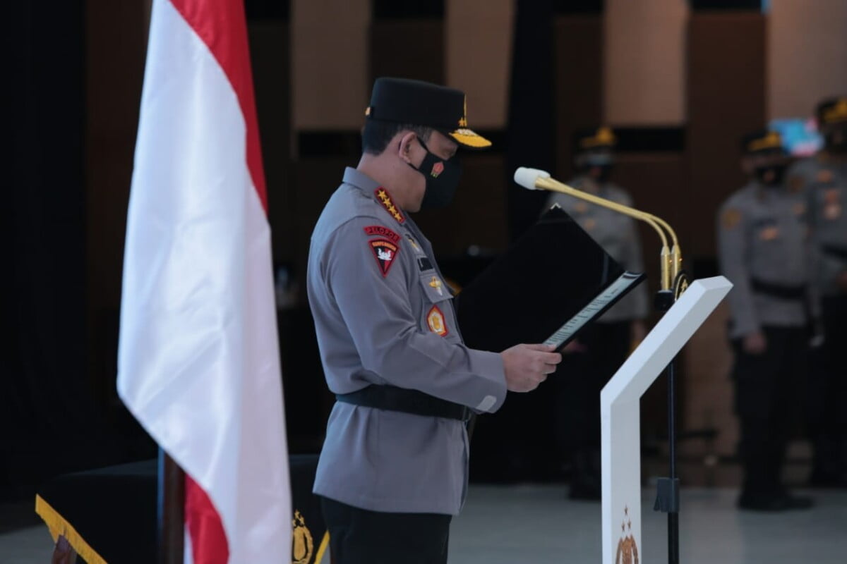 Kapolri Lantik Kabaintelkam Dari Putra Papua