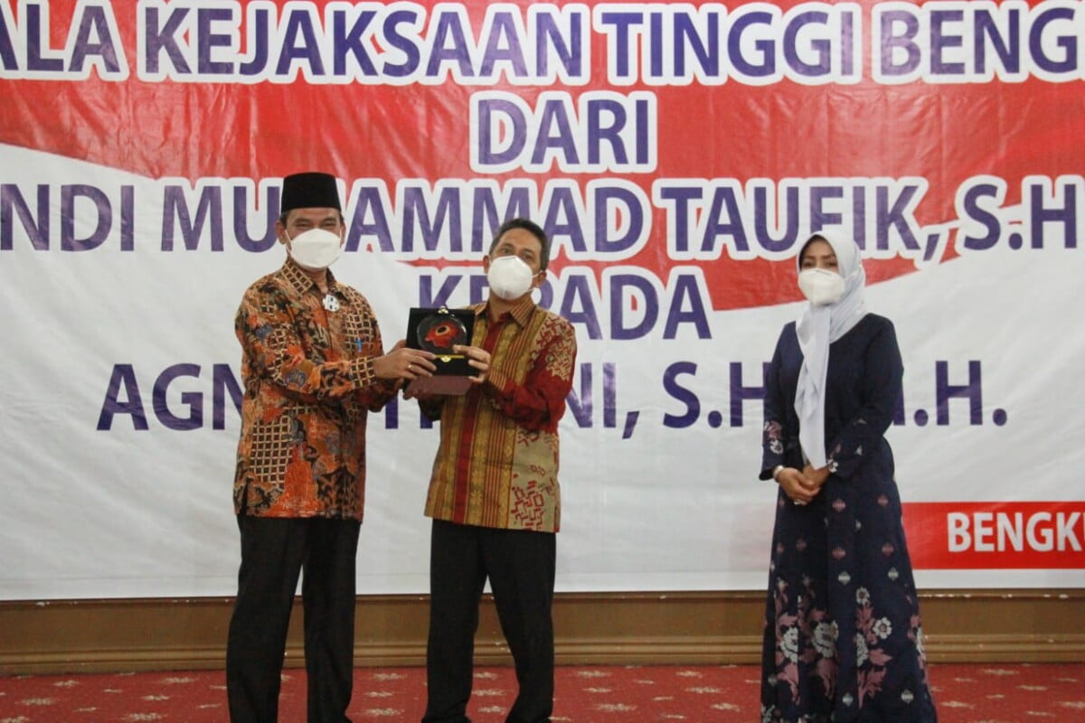 Pisah Sambut, Robert Ajak Kajati Sinergi Bangun Bengkulu