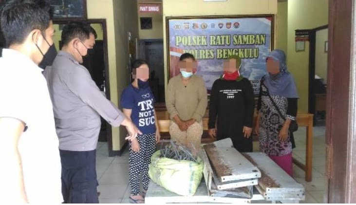 Empat Pemulung Gondol Hypermart Lewat Pintu Loading Dock
