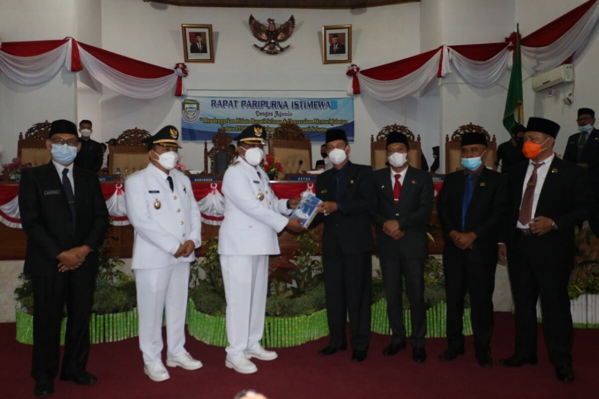 Rapat Paripurna Istimewa DPRD Seluma Penyampaian Pidato Perdana Bupati Erwin