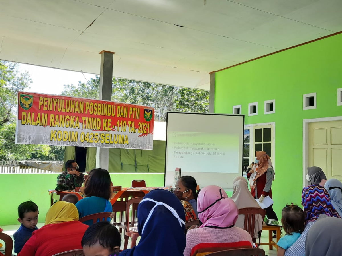 Penyuluhan Dan Pelayanan Posyandu, Satgas TMMD Sasar Kaum Ibu