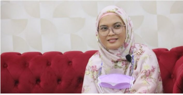 Betti Octryani Sosok Aparatur Sipil Negara Yang Gemar Menulis