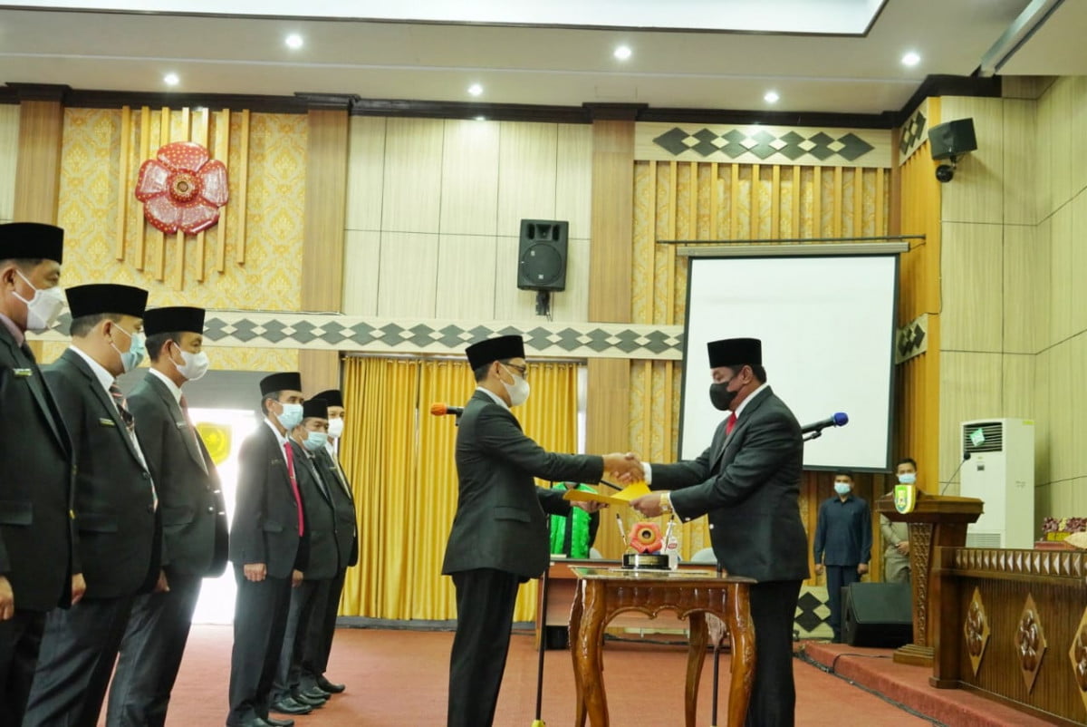 Wagub Rosjonsyah Lantik 7 Pejabat Tinggi Pratama