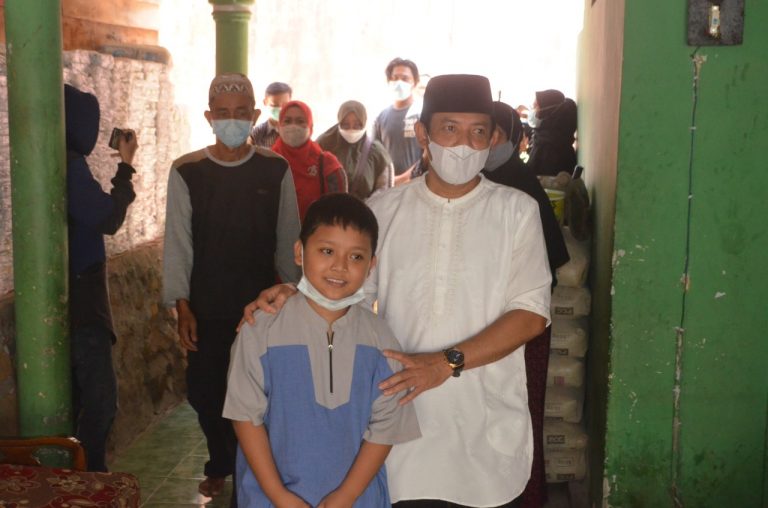 Program GPY : Wawali Dedy Kunjungi 8 Orang Anak Asuhnya