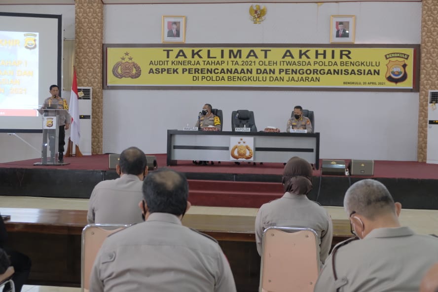 Kapolda Bengkulu Tutup Acara Taklimat Akhir Aspek Perencanaan dan Pengorganisasian