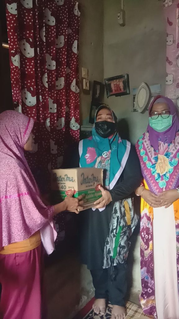 Dinsos dan Dinkes Kota Bengkulu Salurkan Bantuan Pada Warga