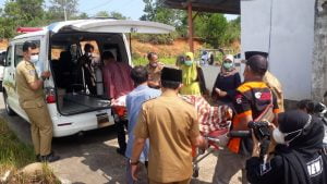 Wawali Bengkulu Bantu Yurmini Biaya Pengobatan dan Ambulans Gratis