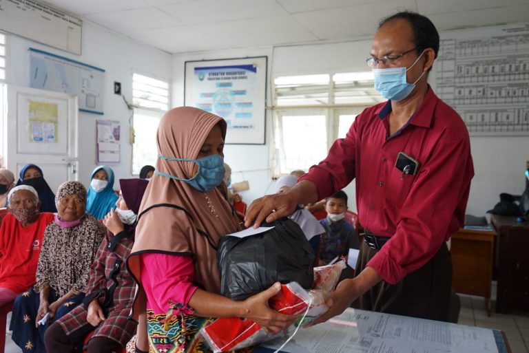 Pemkot Bengkulu Berbagi Untuk Kaum Duafa dan Fakir Miskin