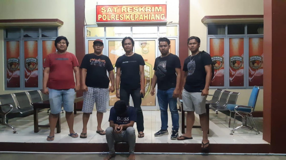 Melakukan Tindak Asusila Terhadap Pacar, Pelajar 17 Tahun Ditangkap Polisi