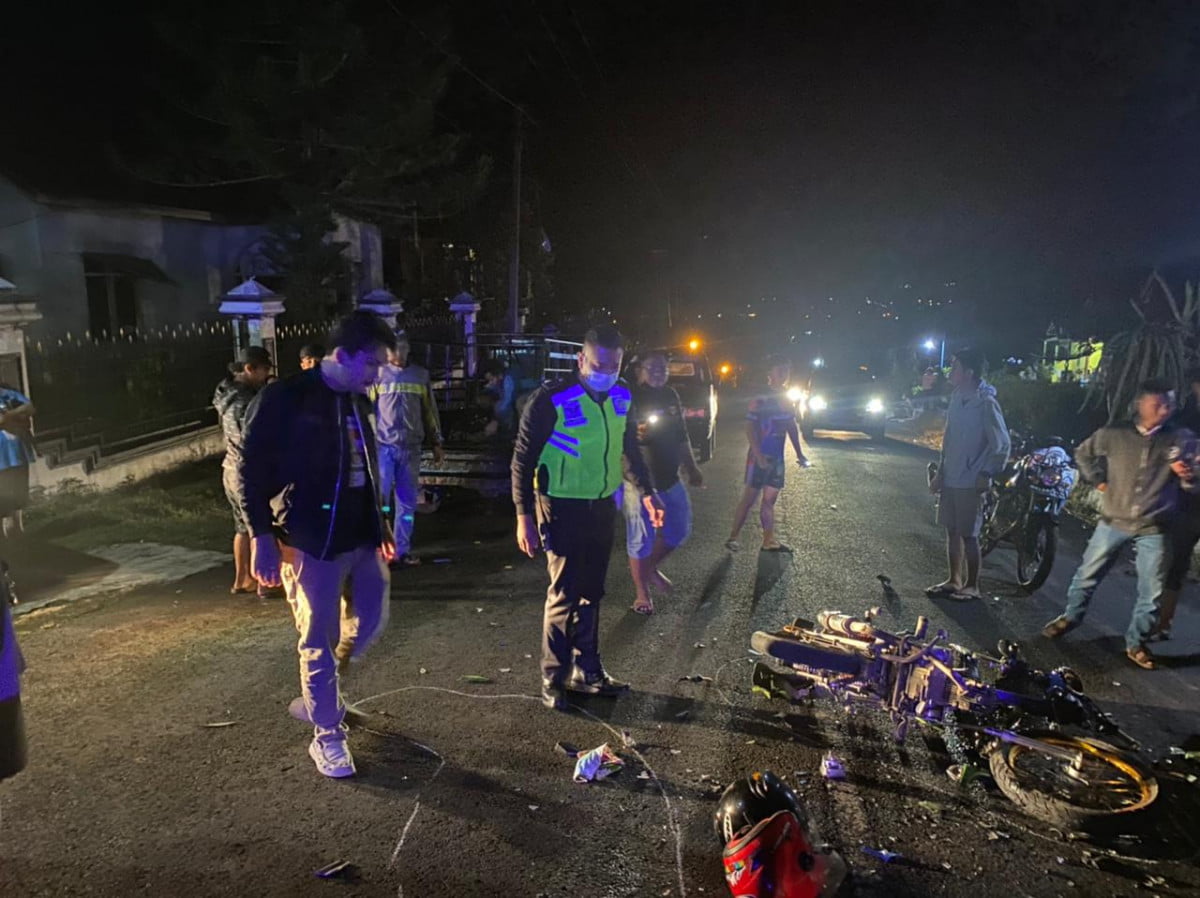 Kecelakaan Lalu Lintas Tabrak Depan, Dua Warga Kabawetan Alami Luka Berat