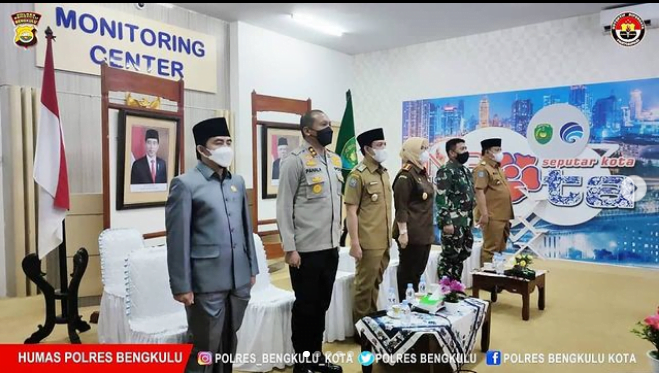Kapolres Bengkulu dan FKPD Ikuti Vicon Bersama Presiden Bahas Perkembangan Covid-19