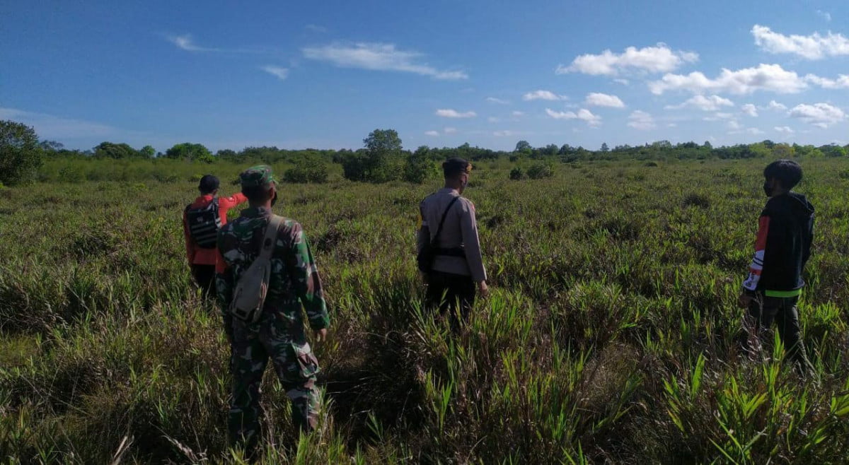 Cegah Pembakaran Lahan, Babinsa Koramil 1014-08/Jelai Sampaikan Ini Ke Warganya