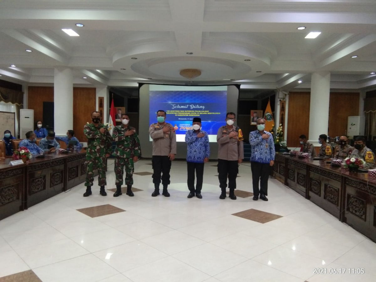 Wakili Dandim, Pasi Ops Kodim 1201 Mempawah Ikuti Rakor Asistensi Dalam Pencegahan dan Penanganan Covid-19