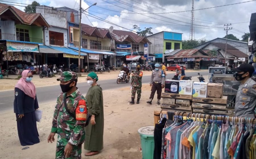 Koramil Mempawah Hulu Gelar Operasi Yustisi PPKM
