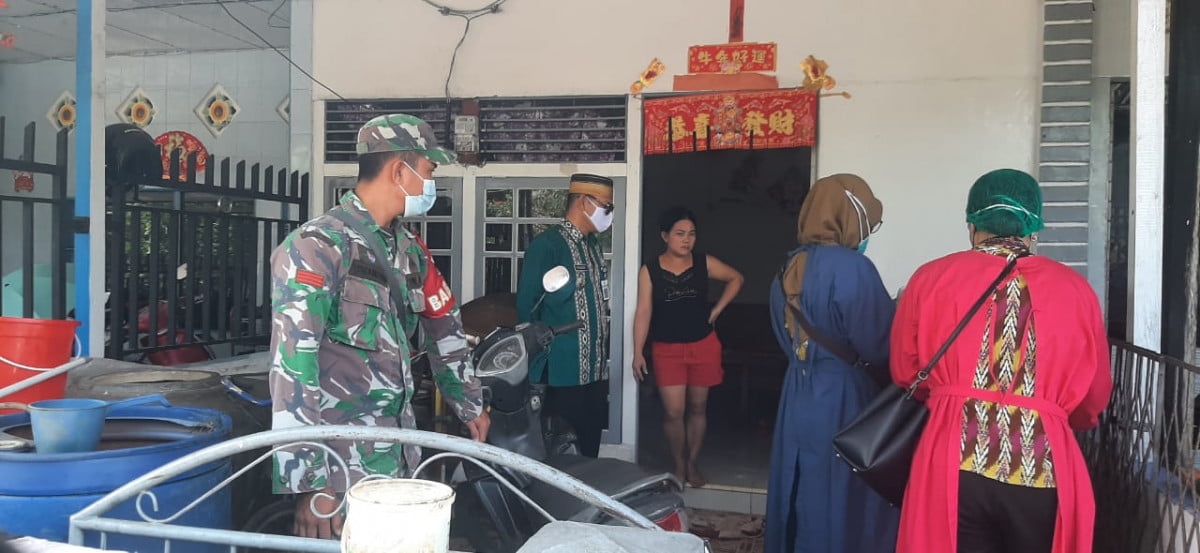 PPKM Skala Mikro Disosialisasikan di Sungai Pinyuh, Babinsa Turut Dilibatkan