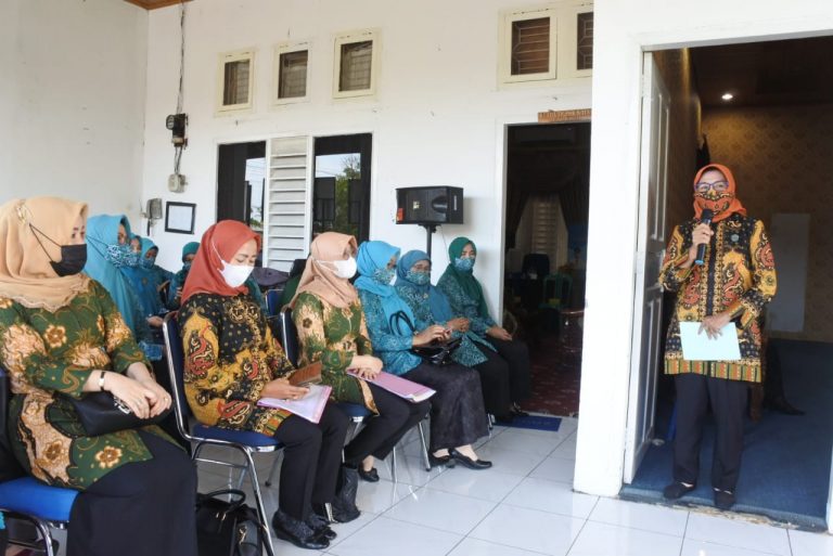 TP PKK Kota Bengkulu Diberi Bekal TP PKK Provinsi Terkait 10 Tugas Pokok
