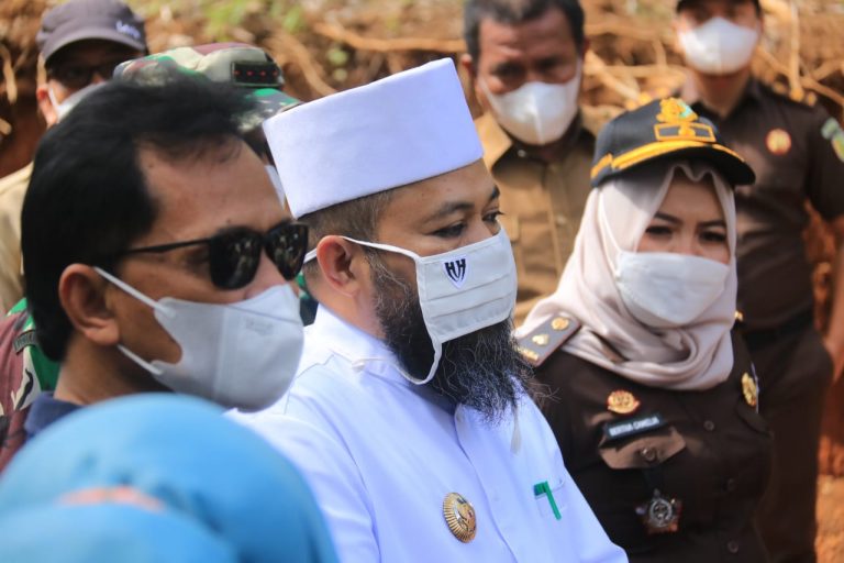 Tinjau Lahan untuk TPA, Pemkot Bengkulu dan Pemkab Benteng Akan Segera Ajukan Proposal ke Pusat