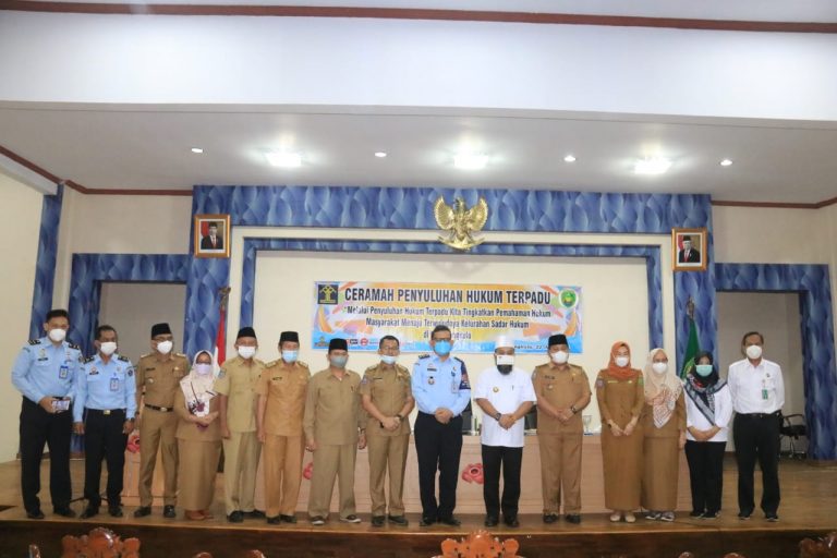 Walikota Helmi Ajak Masyarakat Melek Hukum, Timbulkan Pemahaman Birokrasi