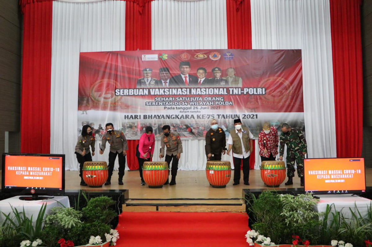 Serbuan Vaksin Polda Bengkulu Melebihi Target