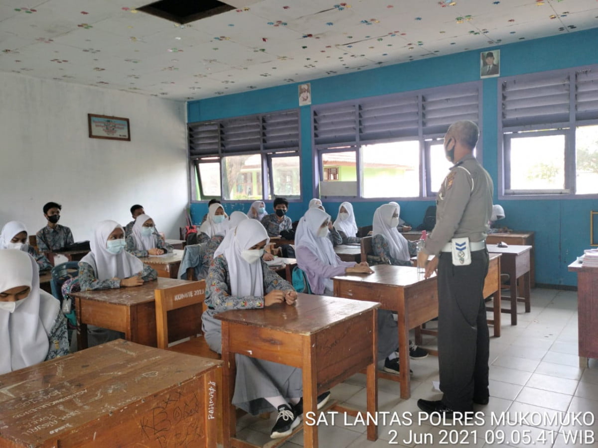 Himbau Kamseltibcarlantas, Polres Gelar Sosialisasi di Sekolah