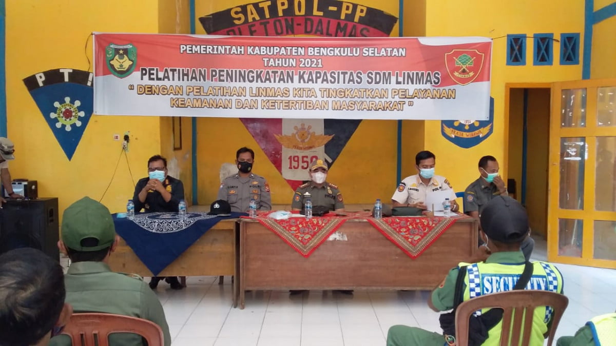 Polres BS dan Satpol PP Gelar Pelatihan Kapasitas Linmas