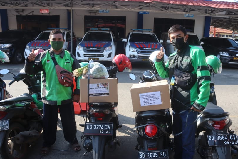 Wakapolda Bengkulu Gandeng Ojol Lepas Distribusi 150 Paket Sembako
