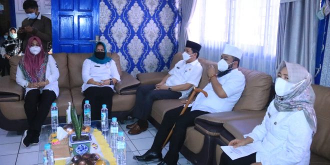 Bagi ASN Bekerja WFH dan WFO, Walikota Helmi Himbau Selalu Jaga Imun