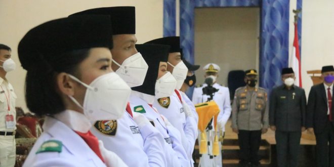 Ucapkan Ikrar, 30 Paskibraka Kota Bengkulu Dikukuhkan