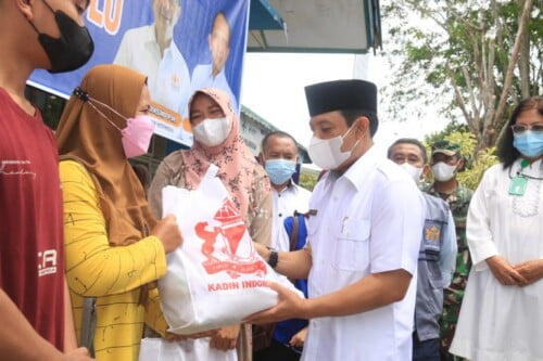 Warga Sudah Divaksin Dapat Hadiah Paket Sembako