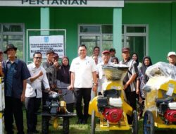 Pemkab BU Berikan Bantuan Alat dan Mesin Pertanian ke 30 Poktan