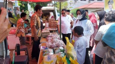 Arif Gunadi Pantau Operasi Pasar Murah