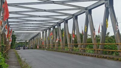 Bawaslu Himbau Partai Politik Untuk Tidak Memasang Bendera Yang Menganggu Pengguna Jalan