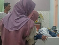 Diduga Kelelahan, Anggota KPPS Pingsan
