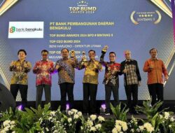 Gubernur Bengkulu Raih 2 Penghargaan Top Pembina BUMD 2024