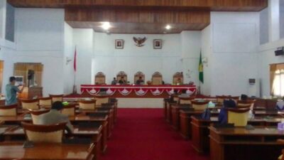 Tak Dihadiri Bupati, Paripurna Ditunda