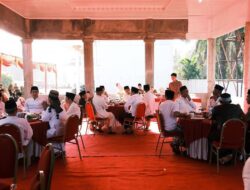 Bupati Kaur Gelar Open House