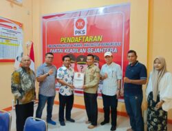 Serius Maju Pilkada 2024, Jaya Marta Kembalikan Formulir Penjaringan