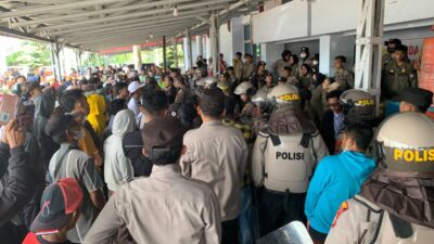 Polemik Desa Dusun Baru Kian Memanas, Perangkat Desa Diberhentikan