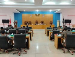 Rapat Paripurna Agenda Penyampaian Nota Pengantar Tiga Raperda