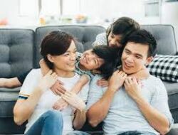 Kunci Keharmonisan dan Keintiman dalam Rumah Tangga