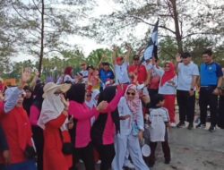 Perlombaan HUT RI ke 79, Masyarakat Mukomuko Manfaatkan Tempat Wisata