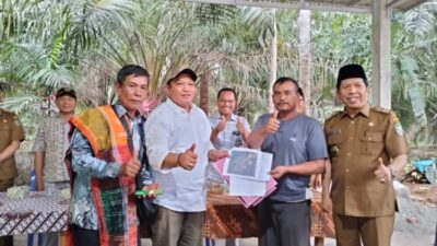 Pemkab Seluma Hibahkan Aset Kepada Umat Nasrani