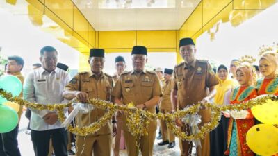 28 Tahun Tak Direnovasi, Gubernur Resmikan Gedung Baru