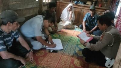 Ahli Waris Korban Lakalantas di Air Teras Terima Uang Santunan