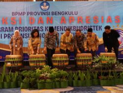 Refleksi dan Apresiasi Pendidikan Untuk Evaluasi Capaian Program