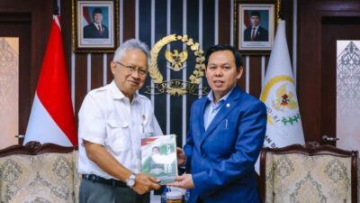 Sultan Minta Kampus Jadi Pusat Kajian Riset